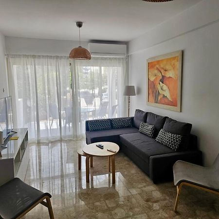 Margarita 110 Apartment Paphos Ngoại thất bức ảnh