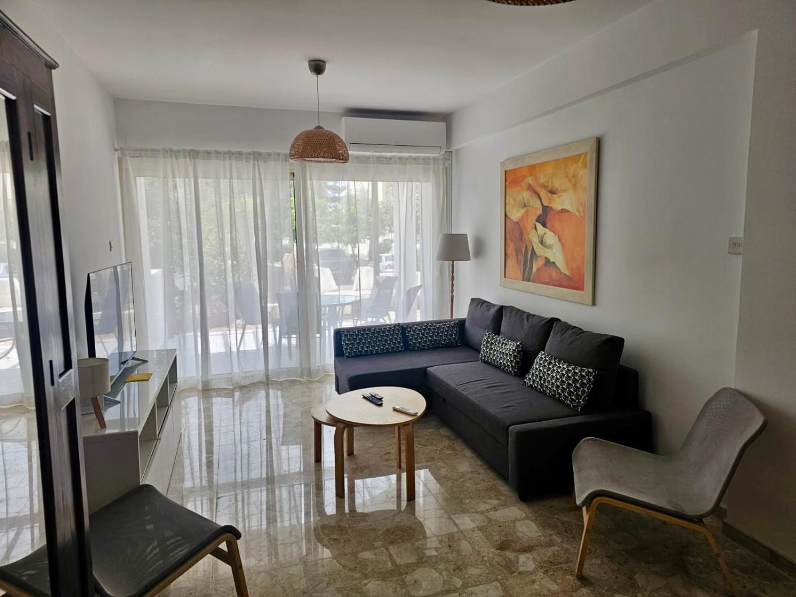 Margarita 110 Apartment Paphos Ngoại thất bức ảnh