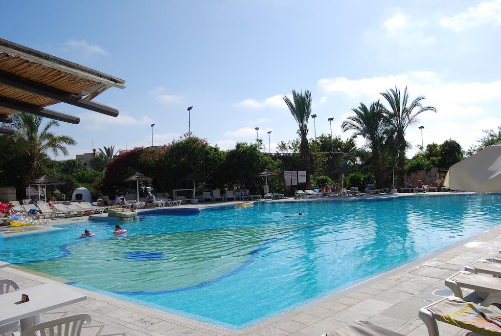 Margarita 110 Apartment Paphos Phòng bức ảnh